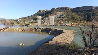 Manavgat Irmağı Taştı: Otoyol Şantiyesi ve Tarım Arazileri Sular Altında!