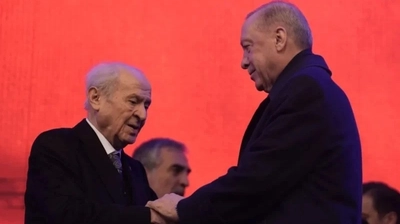Cumhurbaşkanı Erdoğan'dan Bahçeli'ye 57 Güllü Tebrik