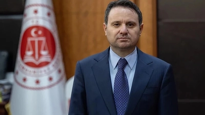 Yargıda Yeni Dönem: Akın Gürlek'ten Uzun Süren Davalara "Alo Adalet" Çözümü!