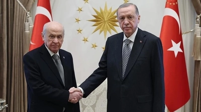 Devlet Bahçeli'den Cumhurbaşkanı Erdoğan'a 72. Yaş Günü Hediyesi