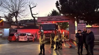 İstanbul'da Hastanede Korkutan Yangın: 11 Hasta Tahliye Edildi