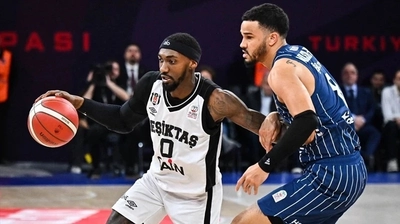 Basketbolda "Derbi" Günü: Anadolu Efes, Beşiktaş GAİN'i Ağırlıyor