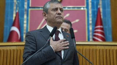 CHP'de Tarihi Gün: Emine Ülker Tarhan 12 Yıl Sonra Yuvaya Döndü