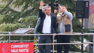 Özgür Özel Çanakkale'den Seslendi: Bakan Evlatlarının Değil, Vatan Evlatlarının Devri Başlıyor