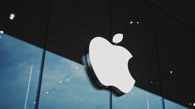 Apple'de Tim Cook CEO'luk Görevini John Ternus'a Devrediyor