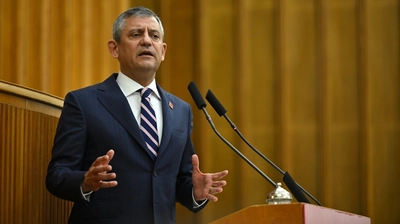 CHP Lideri Özgür Özel'den "Monarşi" Çıkışı: Hadsiz Trump Düzenini Türkiye'de İlan Etmeye Kalkıyorlar