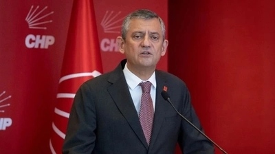Siyasette "Tapu ve Kripto Telefon" Gerilimi: Özgür Özel'e Akın Gürlek Soruşturması!