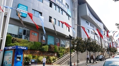 Beşiktaş Belediyesi'ne Yolsuzluk Operasyonu: 5 Gözaltı!