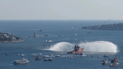 İstanbul Boğazı'nda 15 Temmuz Şehitleri İçin Anlamlı Kortej