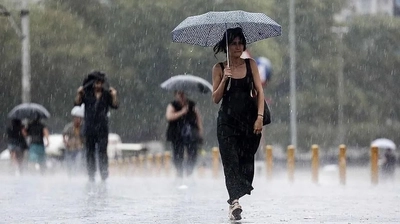 İstanbul'da Hava Durumu Tersine Dönüyor: Sıcaklıklar 8 Derece Birden Düşüyor