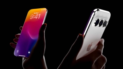 iPhone'un 20. Yılına Özel Radikal Tasarımlı Yeni Model