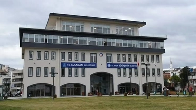 Kuşadası Belediyesi'ne Operasyon: 14 Şüpheli Tutuklandı