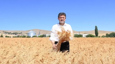 Bakan Yumaklı'dan Karabük'te Hasat ve Rekor Üretim Açıklaması