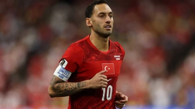 Fenerbahçe'de Bomba Transfer İddiası: Gözler Hakan Çalhanoğlu'nda