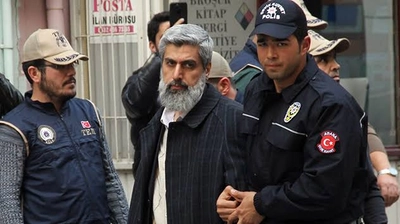 Adana'da Furkan Vakfı Başkanı Alparslan Kuytul ve eşi gözaltına alındı