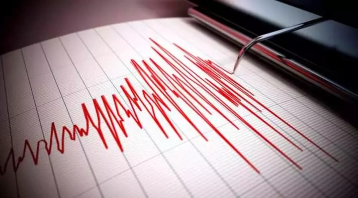 İzmir Körfezi'nde 4.0 Büyüklüğünde Deprem
