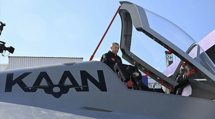 Cumhurbaşkanı Erdoğan: "48 Adet KAAN Türkiye'de Üretilerek Endonezya'ya İhraç Edilecek"