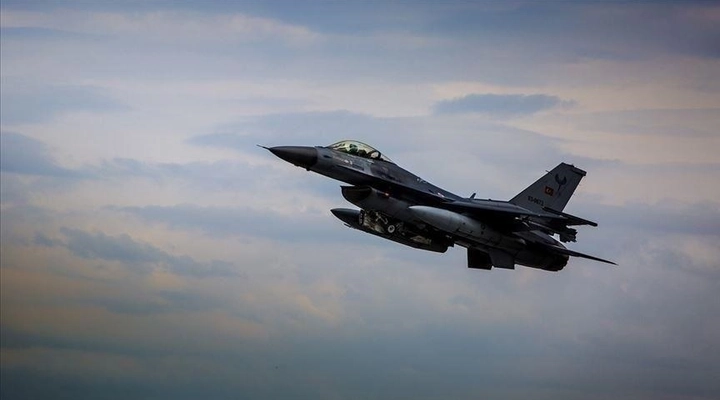 Türk F-16'ları KKTC'ye Konuşlandırıldı