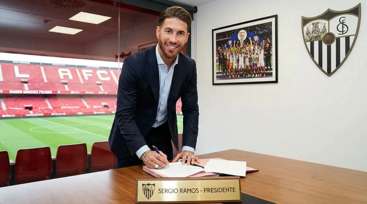 Sevilla'yı Satın Alacak Olan Sergio Ramos, Eski Takım Arkadaşını Fenerbahçe'den Transfer Etmek İstiyor