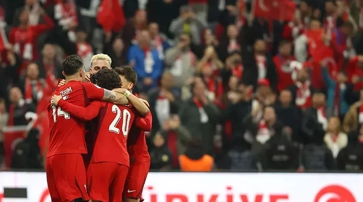Kosova'da A Milli Takım'a Çirkin Taciz!