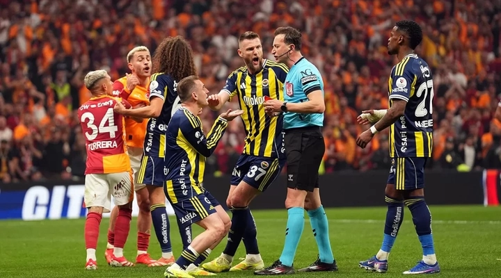 Derbi Hezimeti Sonrası Fenerbahçe Yönetiminden 'Acil Toplantı'