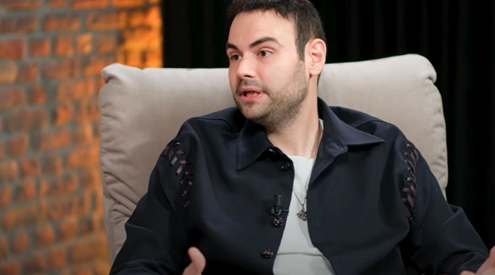 Kurumsal Hayatı Bırakıp DJ Olan Faruk Sabancı Müziği Neden Seçtiğini Anlattı