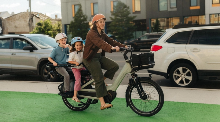 Çocuklu aileler için 100 km menzilli elektrikli bisiklet