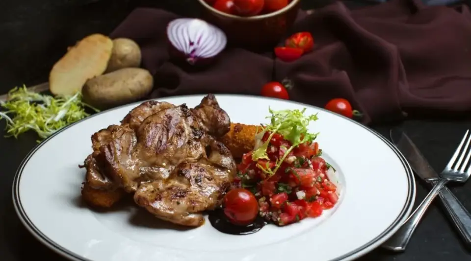 Et Yemek Güçlendirir mi? Etin Güç ve Sağlık Üzerindeki Etkileri