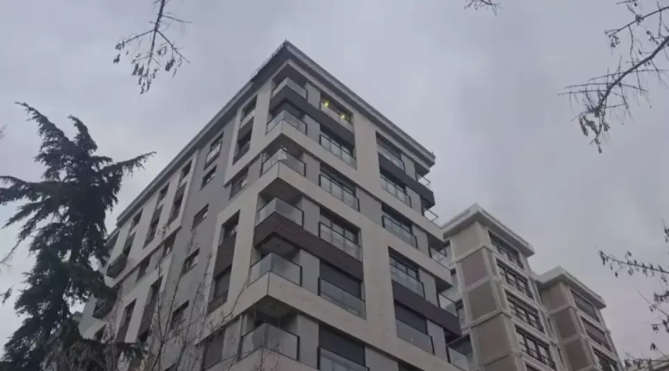 Kadıköy'de Emlakçıda Cinayet: Alacaklısını Öldürüp İntihar Etti
