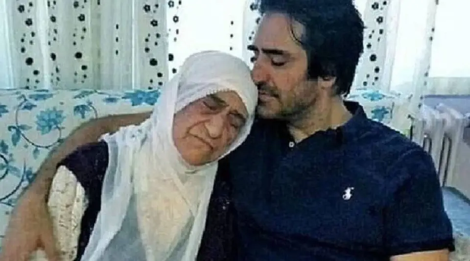 Mahsun Kırmızıgül'ün acı günü: Annesini kaybetti