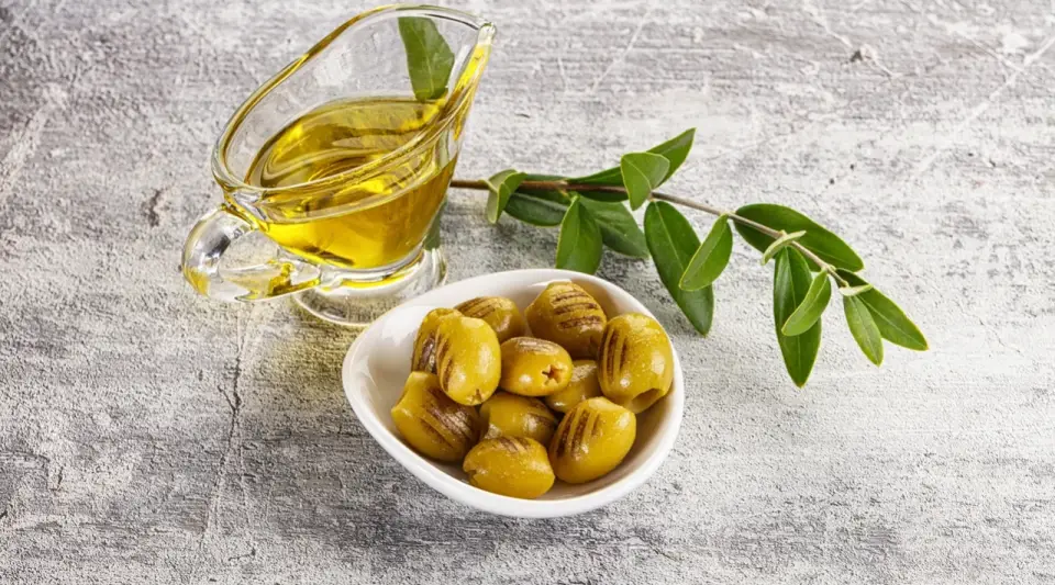 Sahte Zeytinyağı Nasıl Anlaşılır? Sağlığınızdan Olmamak İçin Bu Kriterlere Dikkat!