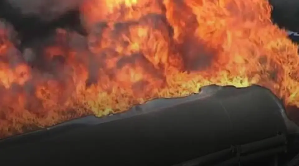 Nijerya'da Tanker Patlaması Sonucu Onlarca Kişi Öldü