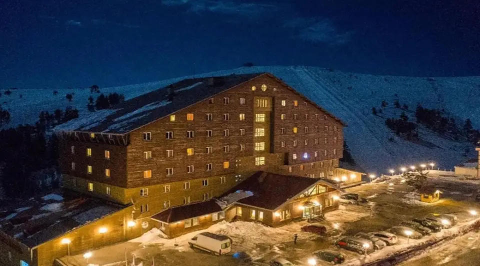 Grand Kartal Otel İçin Yıkım Kararı!
