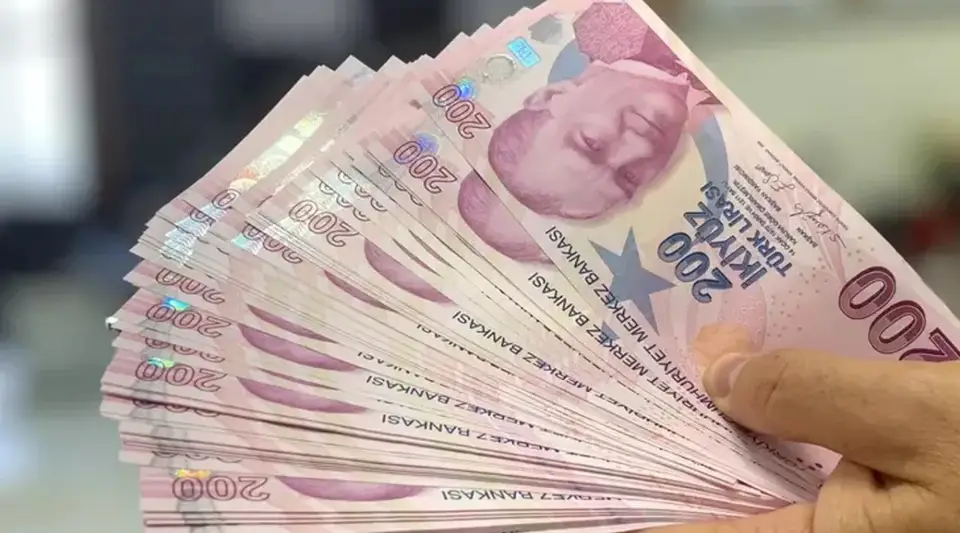 Emekli ve Memur Ocak 2025 Maaş Fark Ödemeleri Ne Zaman Yatacak?