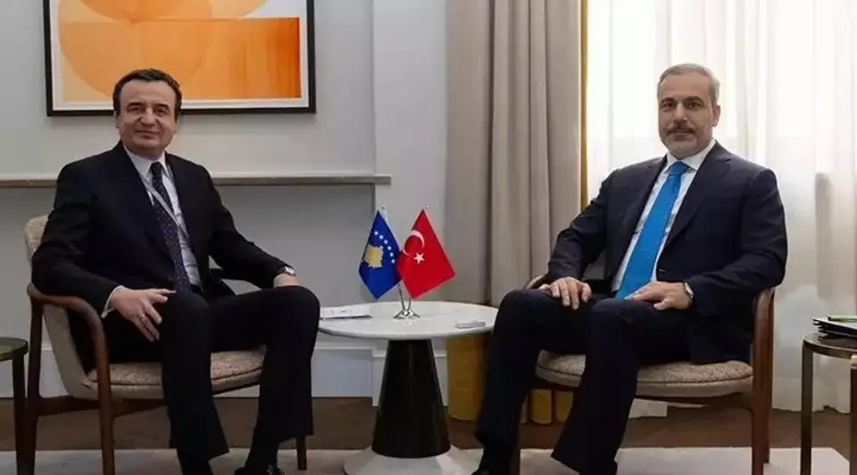 Bakan Fidan Kosova Başbakanı ile Görüştü