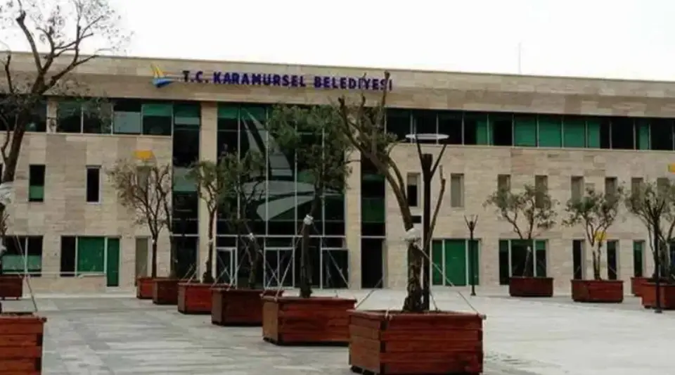 MHP Karamürsel Eski İlçe Başkanı Çetin Öksüz'e Silahlı Saldırı