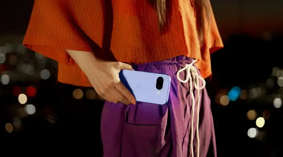 Google Pixel 9a Tanıtıldı: Yedi Yıllık Güncelleme Sözü ve Yapay Zeka Özellikleri Baş Döndürücü!