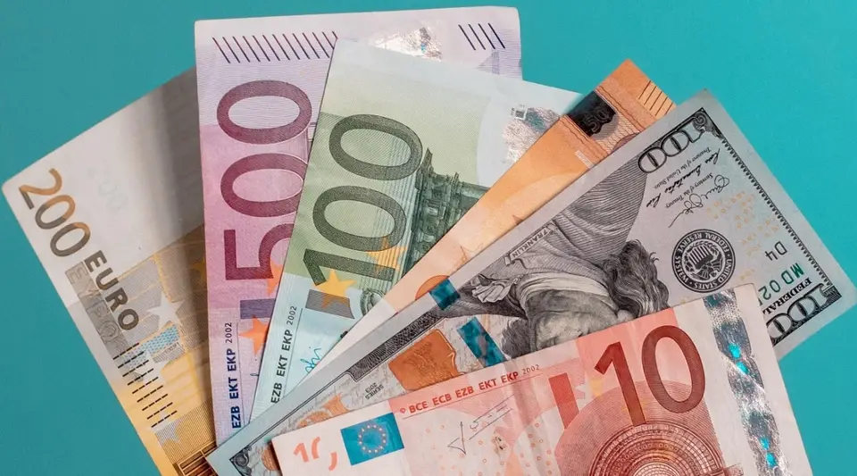 Dolar ve Euro Bugün Ne Kadar?