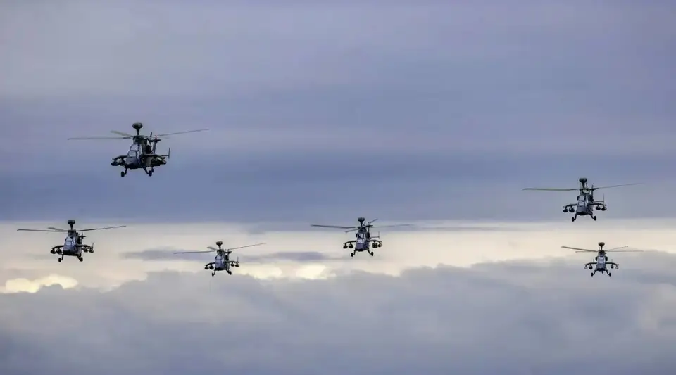 Finlandiya'da Helikopterler Çarpıştı: 5 Ölü!