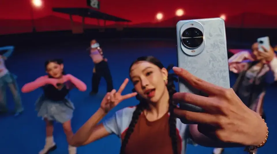 Huawei Nova 14 ve 14 Pro Çıktı: Uydu Mesajlaşma Özelliğini Getirdi!
