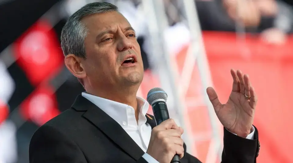 DEM Parti'den CHP'ye Ziyaret: Özgür Özel'den Flaş Açıklamalar!