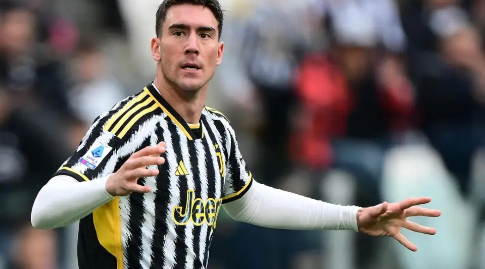 Fenerbahçe, Juventus'un Golcü Yıldızı Dusan Vlahovic için Resmi Teklifte Bulundu