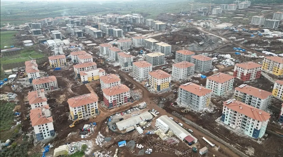 Hatay Hassa'daki Deprem Konutları Tamamlandı: Hak Sahiplerine Teslim Edilmeye Başlandı