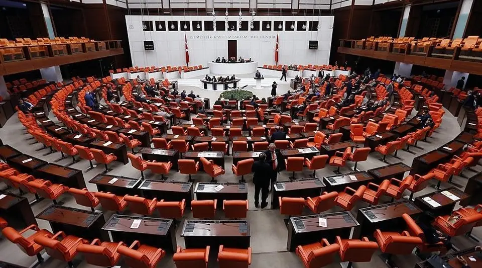 TBMM'de Yoğun Gündem: Askerlikten Enerjiye, Sağlıktan Eğitim Düzenlemelerine Kadar Çok Sayıda Teklif Masada
