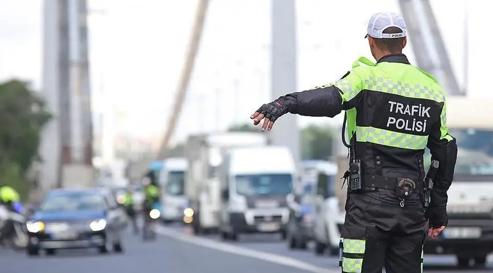 Trafik Denetimlerinde 85 bin 842 Sürücüye İşlem Yapıldı
