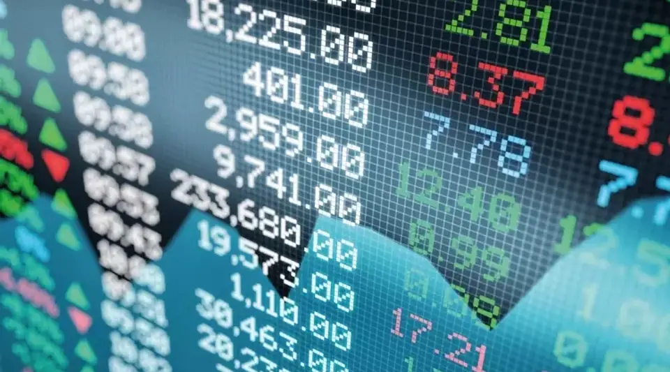 Borsa İstanbul'da Zorlu İlk Yarı: Türkiye Borsası En Çok Kaybettirenler Arasında Yer Aldı