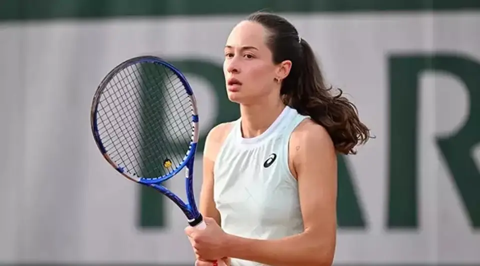 Zeynep Sönmez Wimbledon'da Tarih Yazıyor: Üçüncü Tura Yükseldi