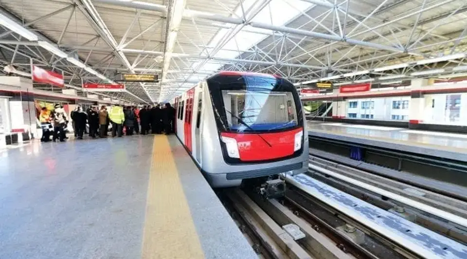 Bakan Uraloğlu'ndan Esenboğa Metrosu Müjdesi
