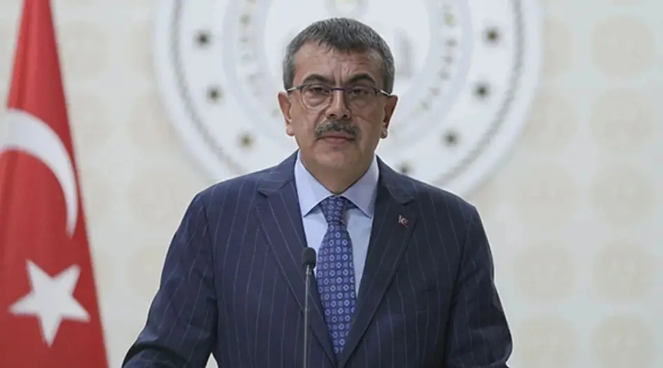 Bakan Tekin Duyurdu: Eğitimde 4+4+4 Modeli Gündemde