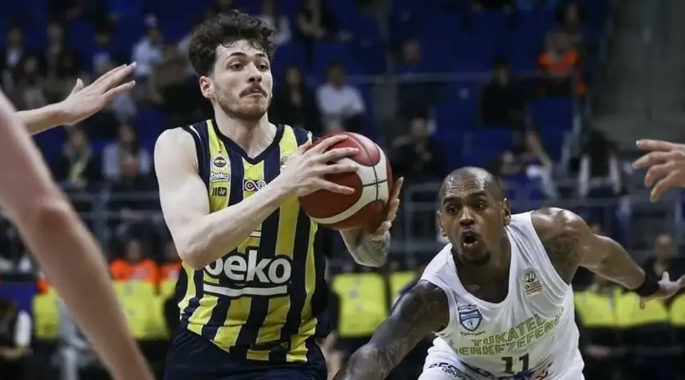 Anadolu Efes'ten Transfer Hamlesi